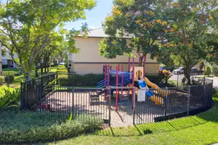 2036 Marsh Harbor Dr, West Palm Beach, FL 33404 - Photo 30