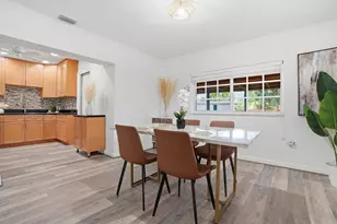 460 NW 136th St, North Miami, FL 33168 - Photo 10