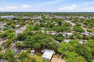 460 NW 136th St, North Miami, FL 33168 - Photo 54