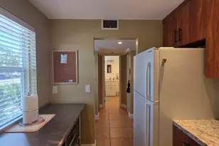 600 NE 2nd St, Dania Beach, FL 33004 - Photo 4