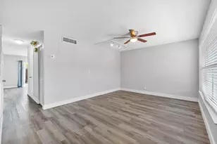6659 SW 41st Pl, Davie, FL 33314 - Photo 8