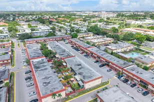 6659 SW 41st Pl, Davie, FL 33314 - Photo 4