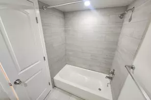 3470 Foxcroft Rd, Miramar, FL 33025 - Photo 10
