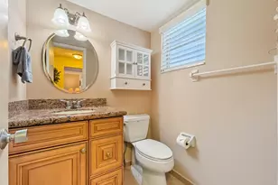 8 Colonial Club Dr, Boynton Beach, FL 33435 - Photo 24