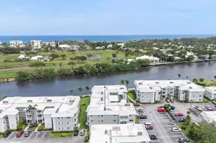 8 Colonial Club Dr, Boynton Beach, FL 33435 - Photo 44