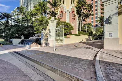 17875 Collins Avenue #Apt 3103, Sunny Isles Beach, FL 33160 - Photo 40