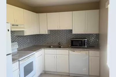 1131 SE Parrish Court, Port Saint Lucie, FL 34952 - Photo 4