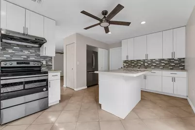 9855 NW 2nd Court, Plantation, FL 33324 - Photo 8
