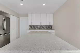 9855 NW 2nd Ct, Plantation, FL 33324 - Photo 10