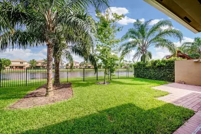 8268 Calabria Lakes Drive, Boynton Beach, FL 33473 - Photo 22
