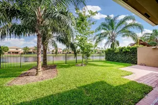 8268 Calabria Lakes Drive, Boynton Beach, FL 33473 - Photo 22
