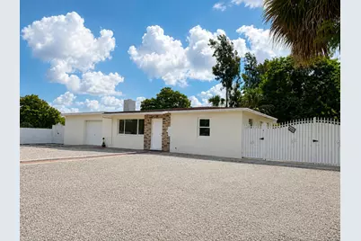 2000 Eagle Drive, West Palm Beach, FL 33409 - Photo 1