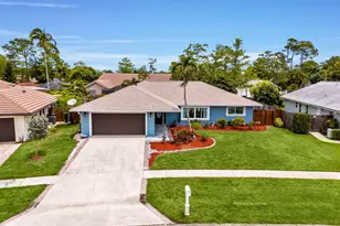 986 Cherry Ln, Wellington, FL 33414 - Photo 36