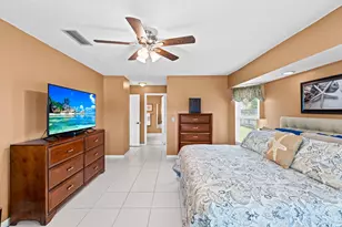 986 Cherry Ln, Wellington, FL 33414 - Photo 16