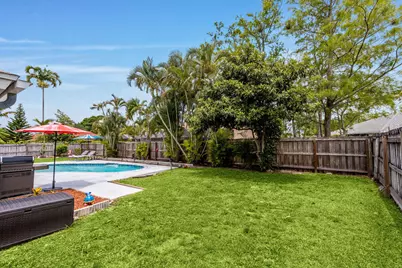 986 Cherry Lane, Wellington, FL 33414 - Photo 34