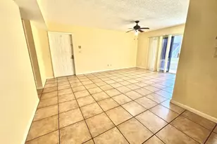 11201 SW 13th St, Pembroke Pines, FL 33025 - Photo 48