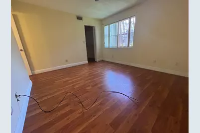 11201 SW 13th Street, Pembroke Pines, FL 33025 - Photo 30