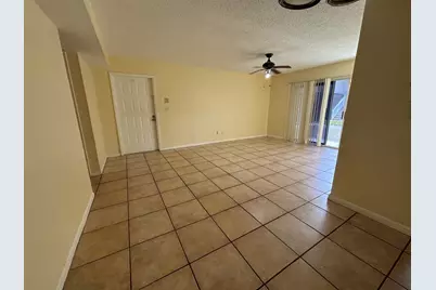 11201 SW 13th Street, Pembroke Pines, FL 33025 - Photo 36