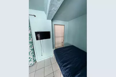 915 Forest Hill Boulevard #B, West Palm Beach, FL 33405 - Photo 2