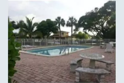151 SE 6th Avenue #12, Pompano Beach, FL 33060 - Photo 4