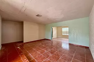 3941 NW 36th Ter, Lauderdale Lakes, FL 33309 - Photo 2