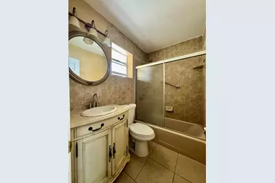 3941 NW 36th Terrace, Lauderdale Lakes, FL 33309 - Photo 10