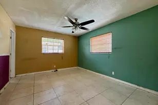 3941 NW 36th Ter, Lauderdale Lakes, FL 33309 - Photo 6