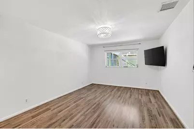 201 Del Rio Boulevard, Boca Raton, FL 33432 - Photo 28