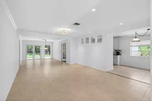 201 Del Rio Blvd, Boca Raton, FL 33432 - Photo 6