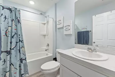 692 SW Hamberland Avenue, Port Saint Lucie, FL 34953 - Photo 18