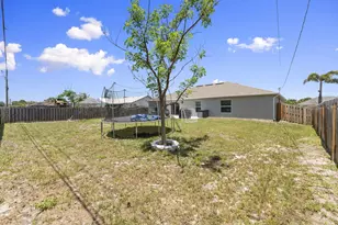 692 SW Hamberland Ave, Port Saint Lucie, FL 34953 - Photo 26