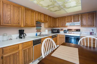 5188 Woodland Lakes Drive #335, Palm Beach Gardens, FL 33418 - Photo 8