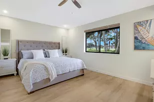 533 Club Dr, Palm Beach Gardens, FL 33418 - Photo 2