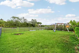 10511 SW Toren Wy, Port Saint Lucie, FL 34987 - Photo 8