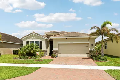 10511 SW Toren Way, Port Saint Lucie, FL 34987 - Photo 2