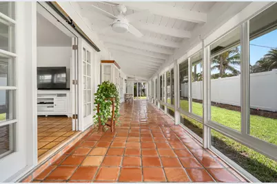 2110 NE 55th Street, Fort Lauderdale, FL 33308 - Photo 20
