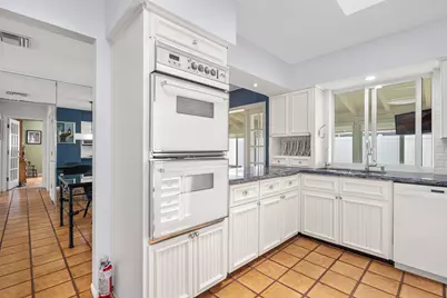 2110 NE 55th Street, Fort Lauderdale, FL 33308 - Photo 38