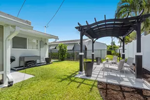 2110 NE 55th St, Fort Lauderdale, FL 33308 - Photo 8