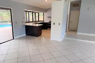 786 SE Ablett Ln, Port Saint Lucie, FL 34984 - Photo 6