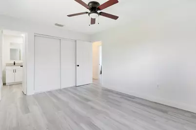 9291 Bloomfield Drive, Palm Beach Gardens, FL 33410 - Photo 18