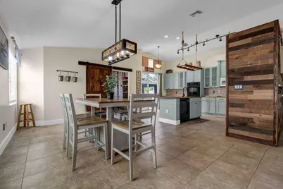 7925 Ambleside Way, Lake Worth, FL 33467 - Photo 6