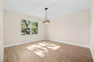 10206 Isle of Pines Ct, Port Saint Lucie, FL 34986 - Photo 12
