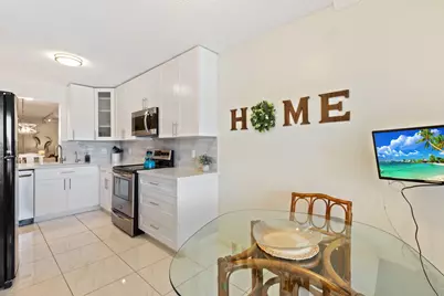 5380 Cedar Lake Drive #304, Boynton Beach, FL 33437 - Photo 8