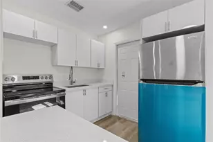 2941 NW 11th Ct, Fort Lauderdale, FL 33311 - Photo 4