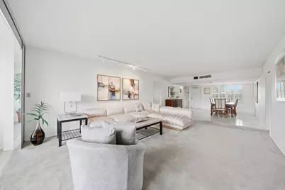 3800 Oaks Clubhouse Drive #410, Pompano Beach, FL 33069 - Photo 12