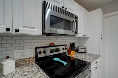 6633 Old Farm Trail, Boynton Beach, FL 33437 - Photo 8