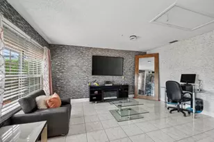 4033 Kent Ave, Lake Worth Beach, FL 33461 - Photo 12