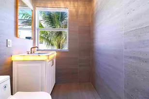 3341 NE 170th St, North Miami Beach, FL 33160 - Photo 14