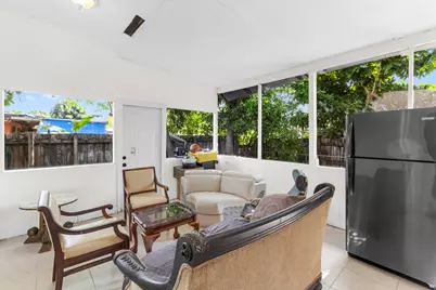 321 N 72nd Terrace, Hollywood, FL 33024 - Photo 18