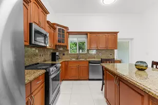 321 N 72nd Terrace, Hollywood, FL 33024 - Photo 16